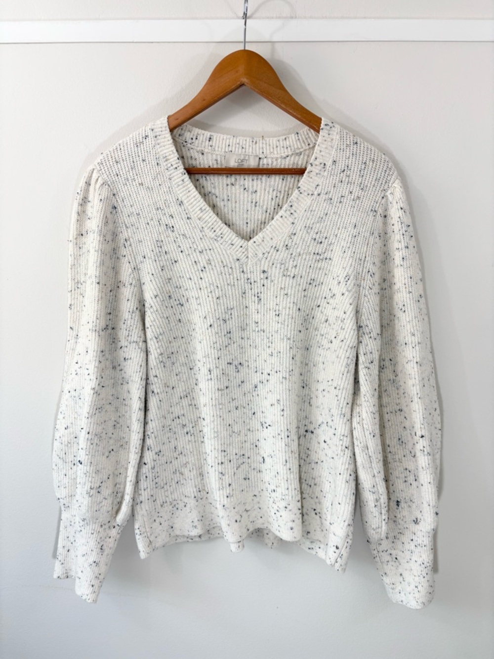 Loft Outlet v neck  with blouson sleeves